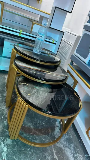 Marble Round Tables