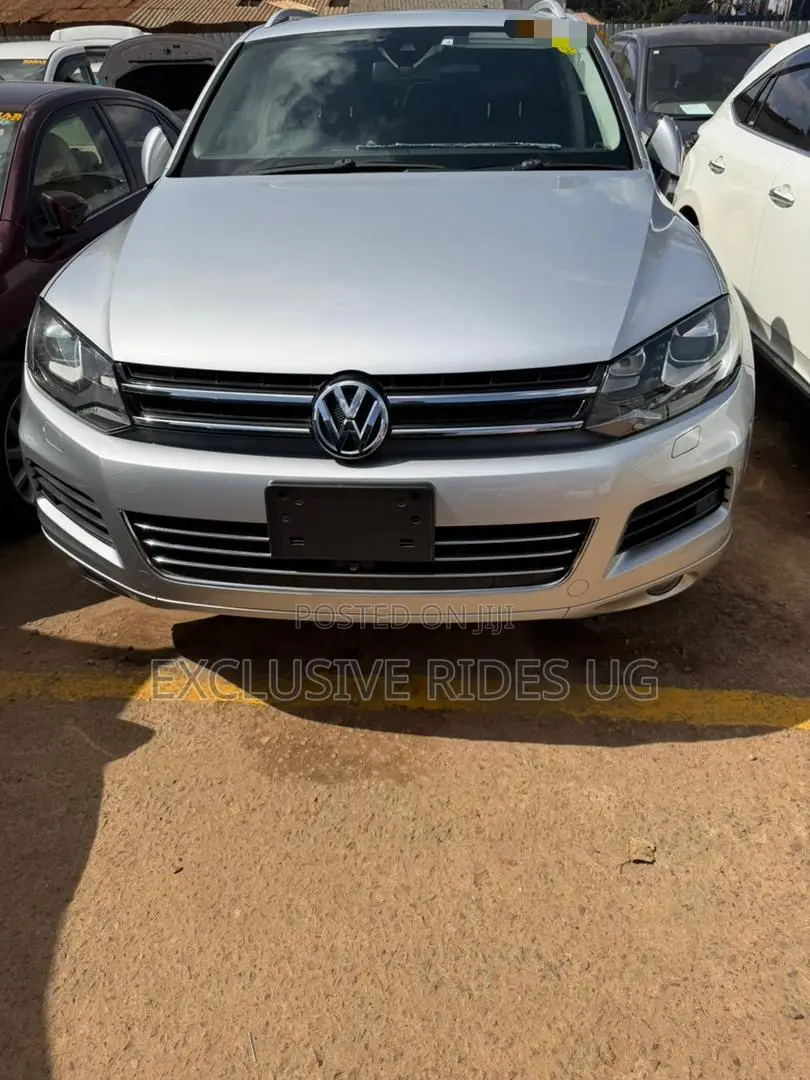 Volkswagen Touareg 2014 Silver