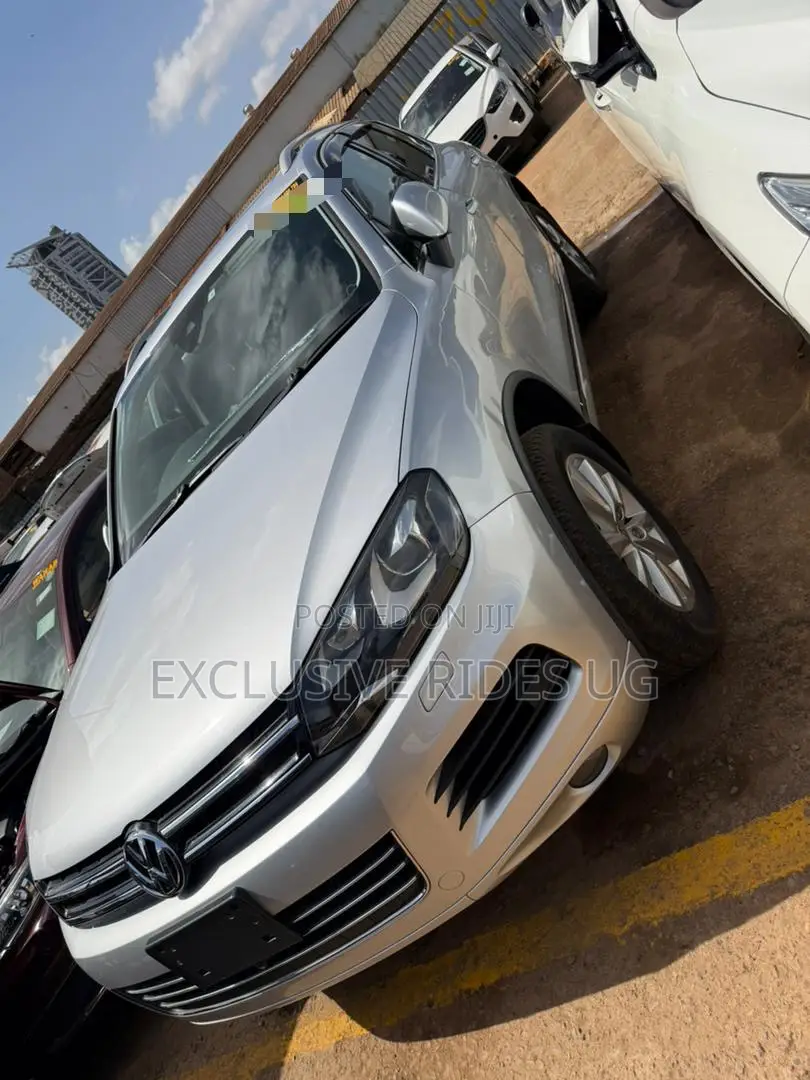 Volkswagen Touareg 2014 Silver