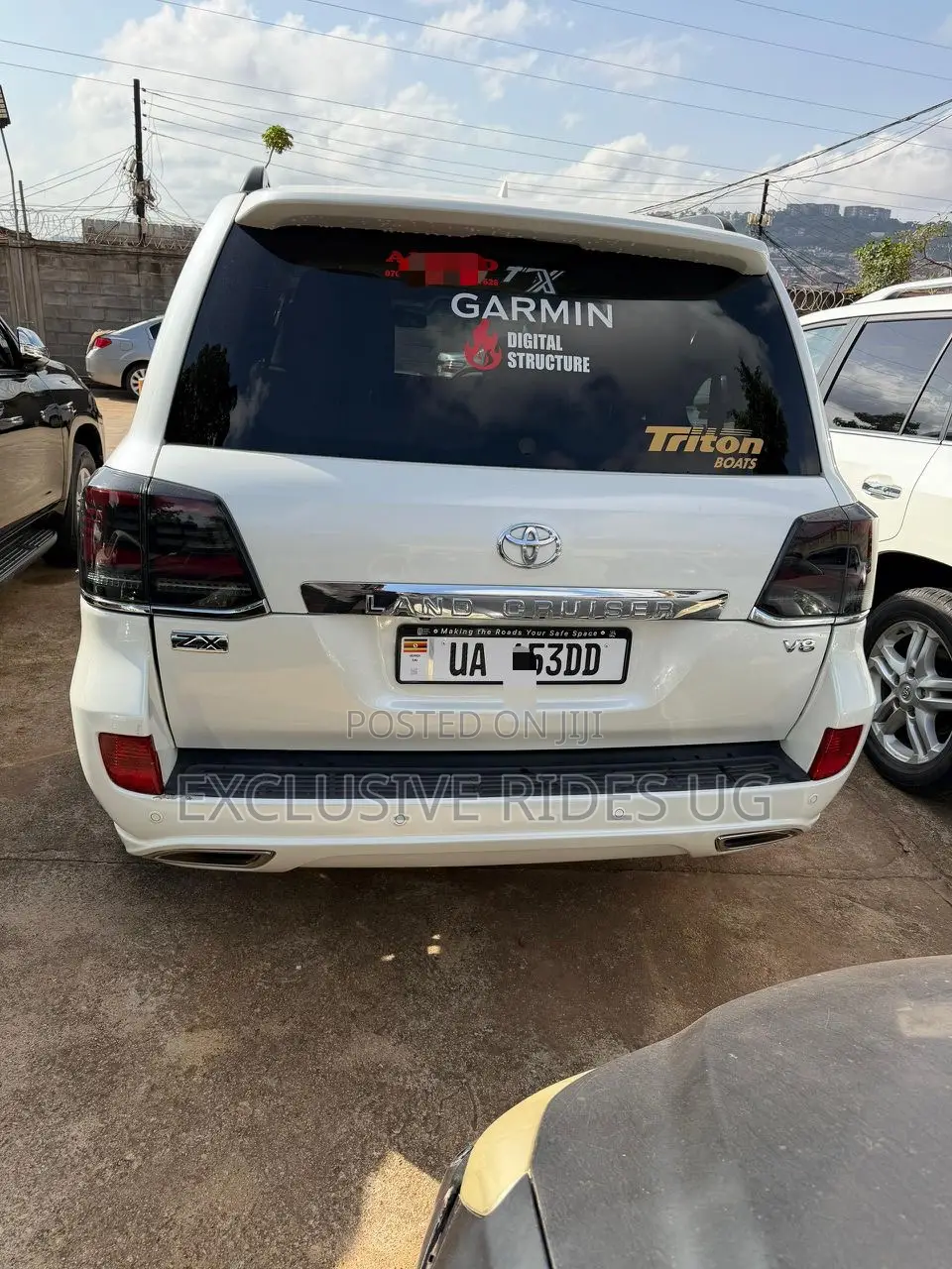 Toyota Land Cruiser 2015 White