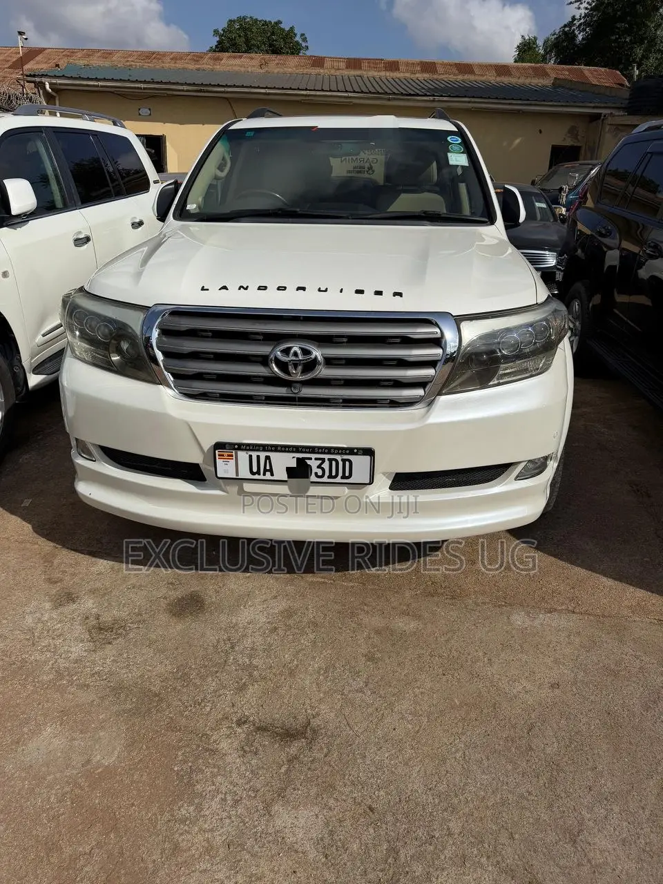 Toyota Land Cruiser 2015 White
