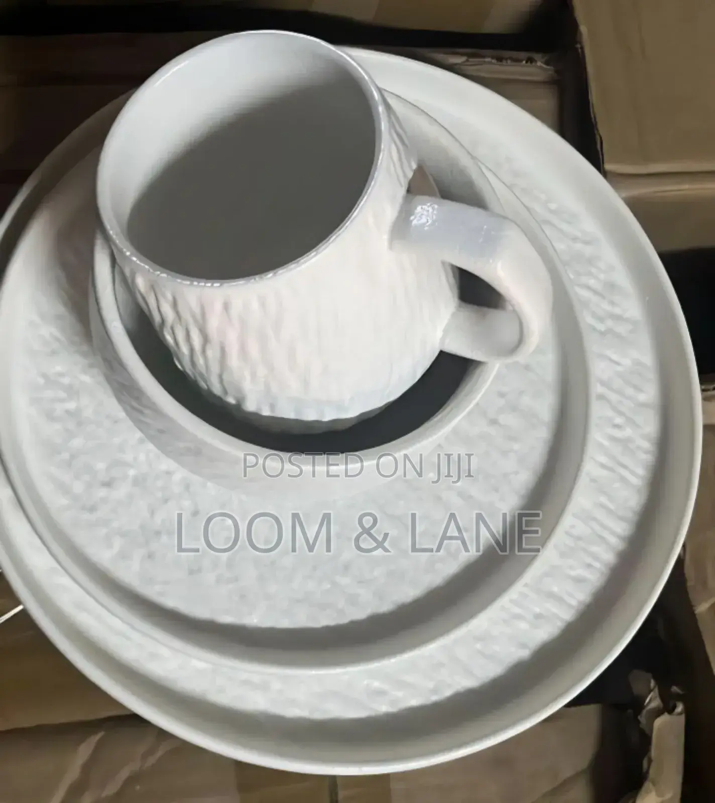 24-Piece Ceramic Dinner Set With a Rock-Glazed or Textured Matte
