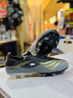 Football Shoes F50