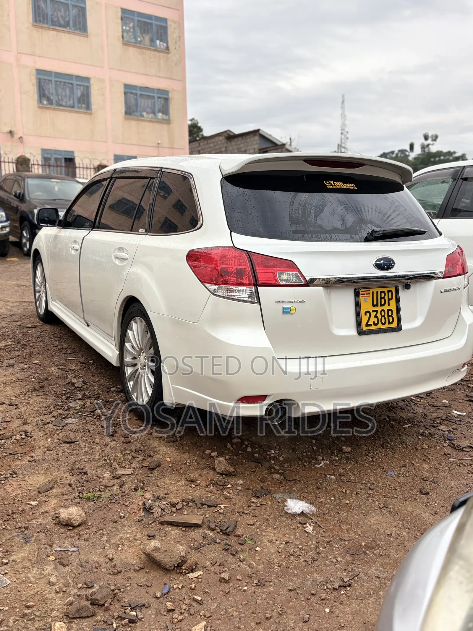 Subaru Outback 2.5 2009 White