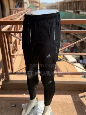 Gym Shorts With Inside Leggings