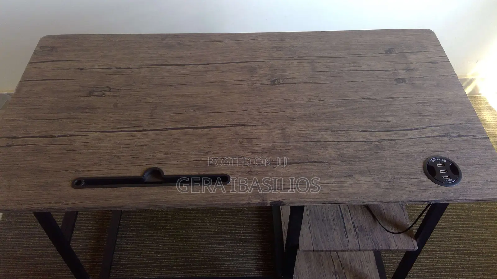 Smart Computer Table With 2.0 Usb Hubs, Aluminium Frame