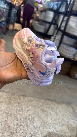Kids Sneakers With Beautiful Colors