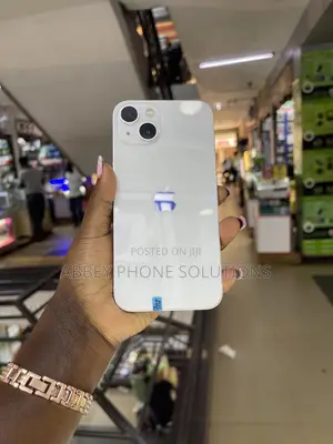 Apple iPhone 13 128 GB White