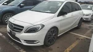 Mercedes-Benz B-Class B180 Petrol 2013 White