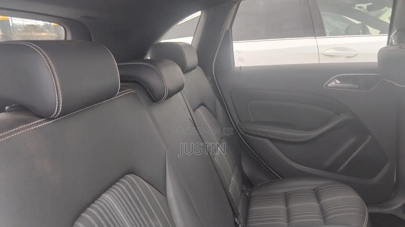 Mercedes-Benz B-Class B180 Petrol 2013 White