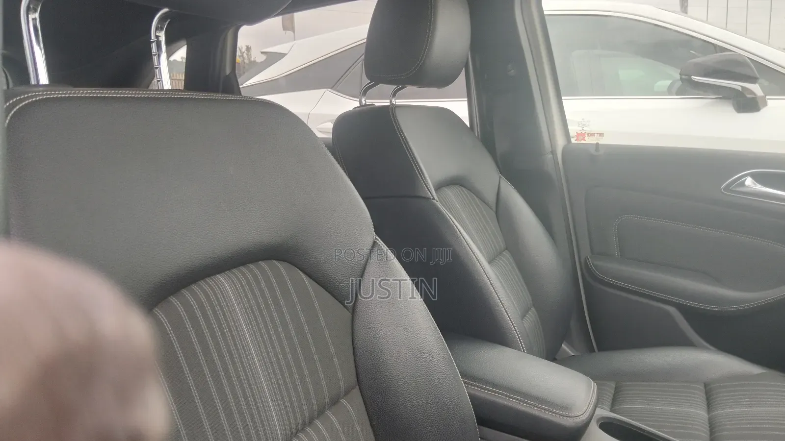 Mercedes-Benz B-Class B180 Petrol 2013 White