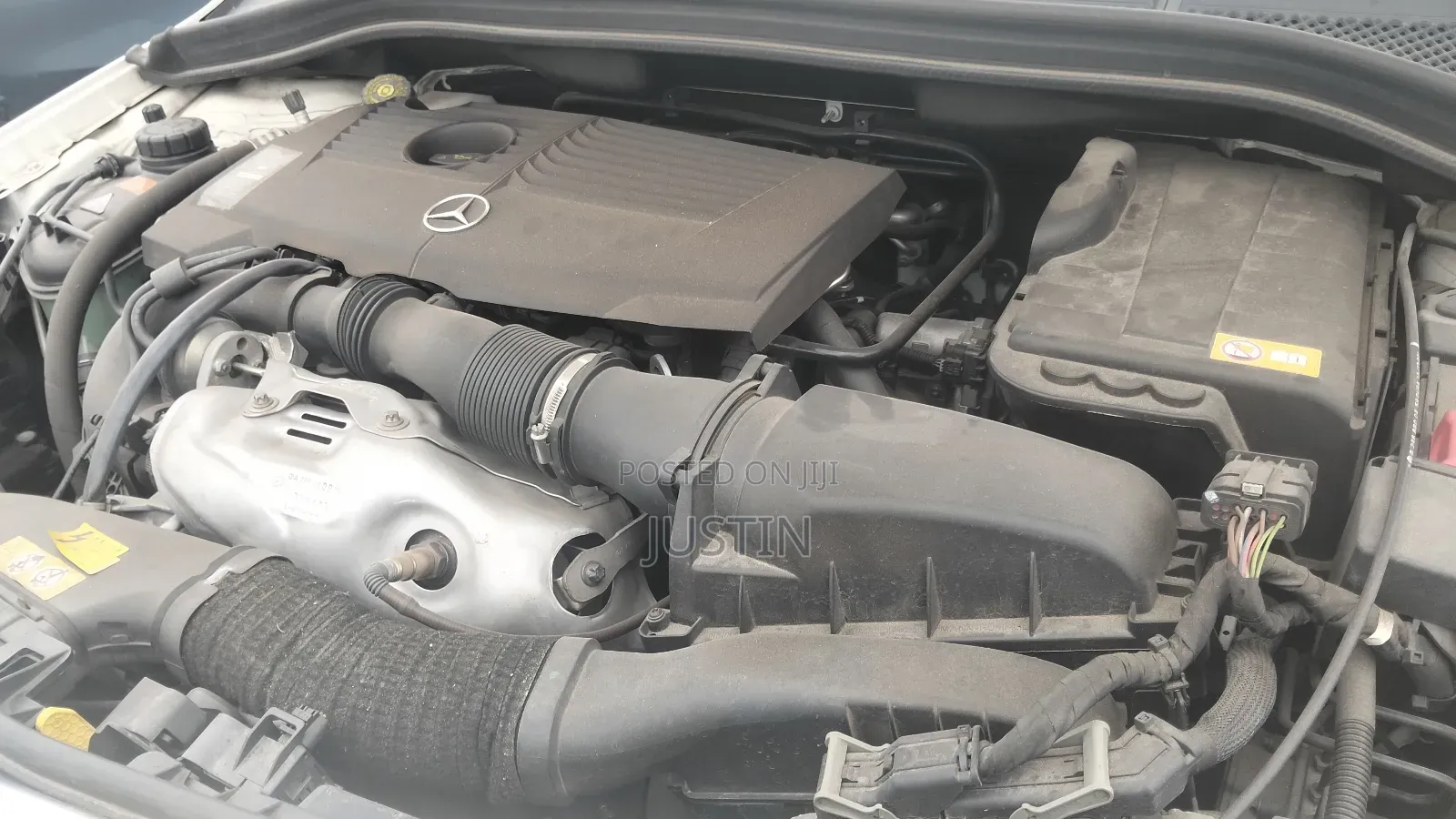 Mercedes-Benz B-Class B180 Petrol 2013 White