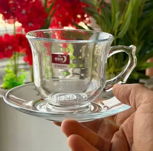 Elegant Clear Glass Tea or Coffee Cups With Matching Saucers - 6pcs