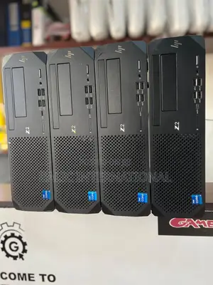 Desktop Computer HP Z2 32GB Intel Core I7 HDD+SSD 512GB