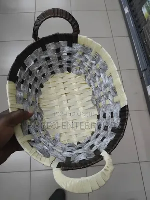 Storage Basket//