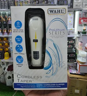 Wahl Professional Cordless Taper Hair Clipper.