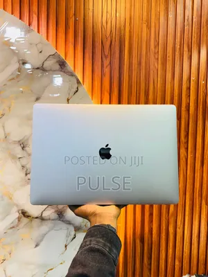 Laptop Apple MacBook Pro 16GB Intel Core i9 SSD 1T