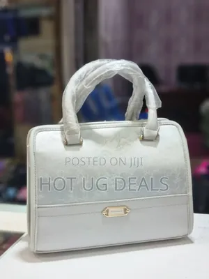 Ladies Classic Handbag