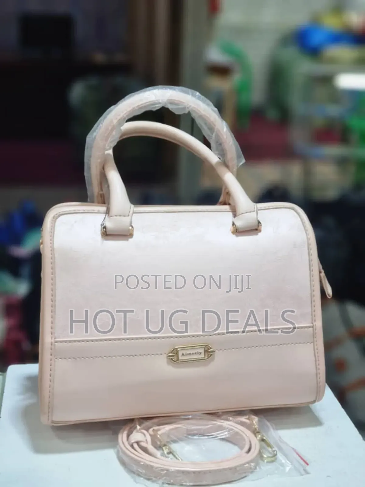 Ladies Classic Handbag