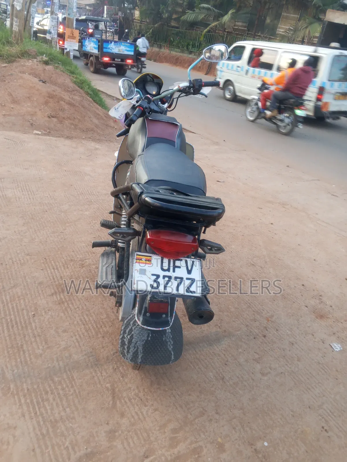 Bajaj Boxer 125 2023 Red