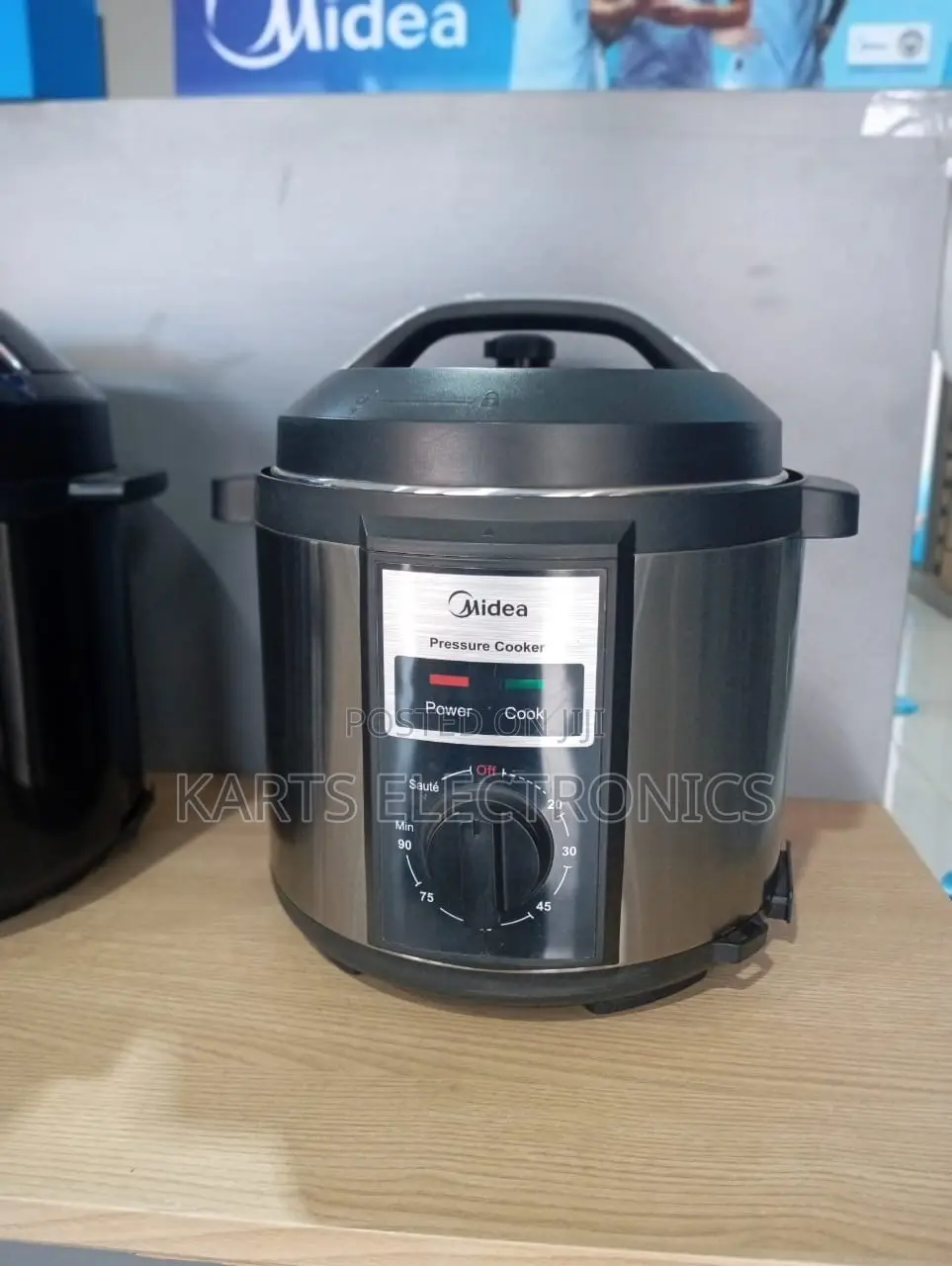 Midea 1000w , 9 Safety Mechanism 6 Litres Pressure Cooker