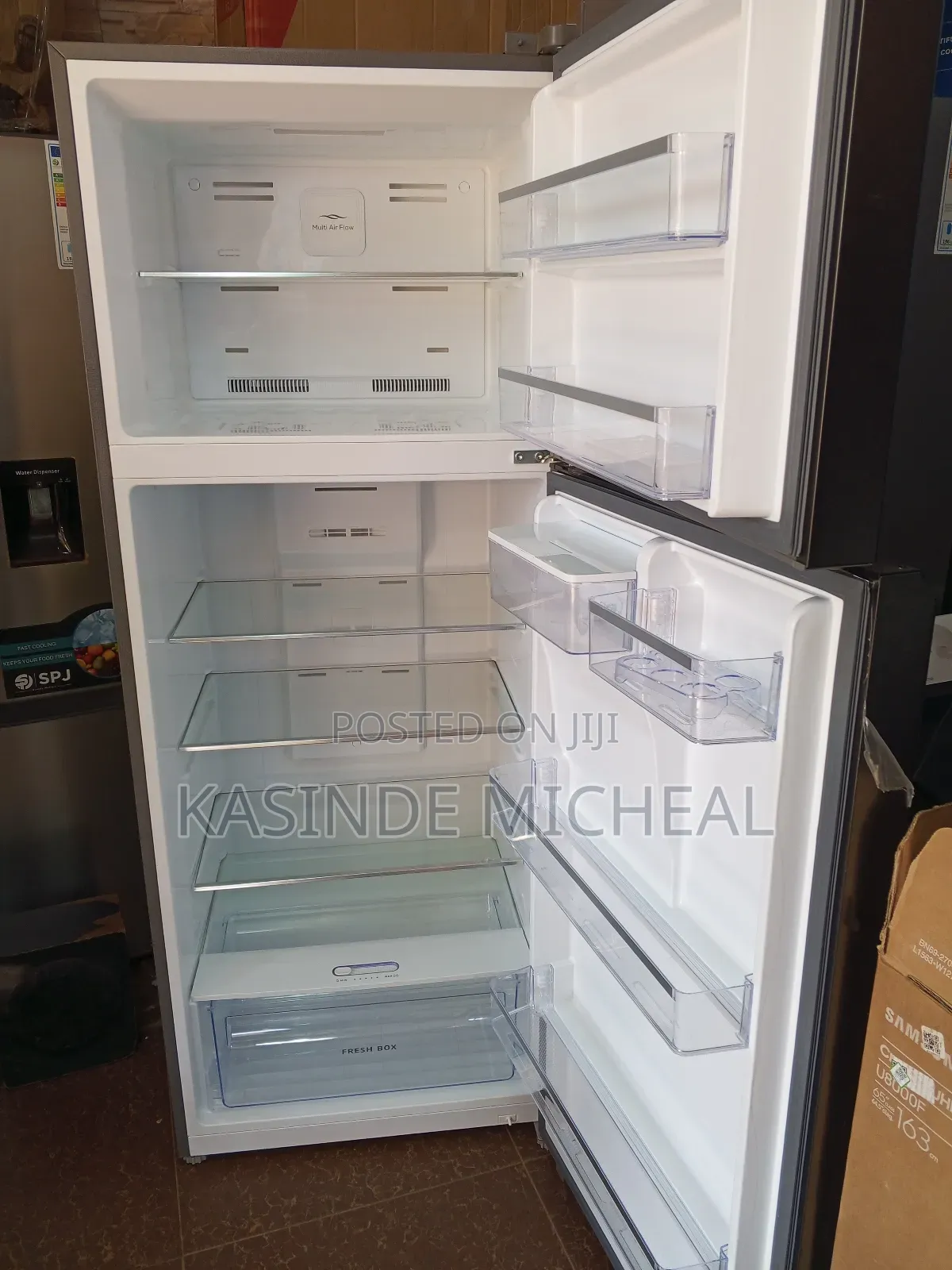 SPJ 599litres Refrigerator