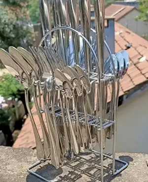 Royal Ford 24 Pieces of Cutlery Set