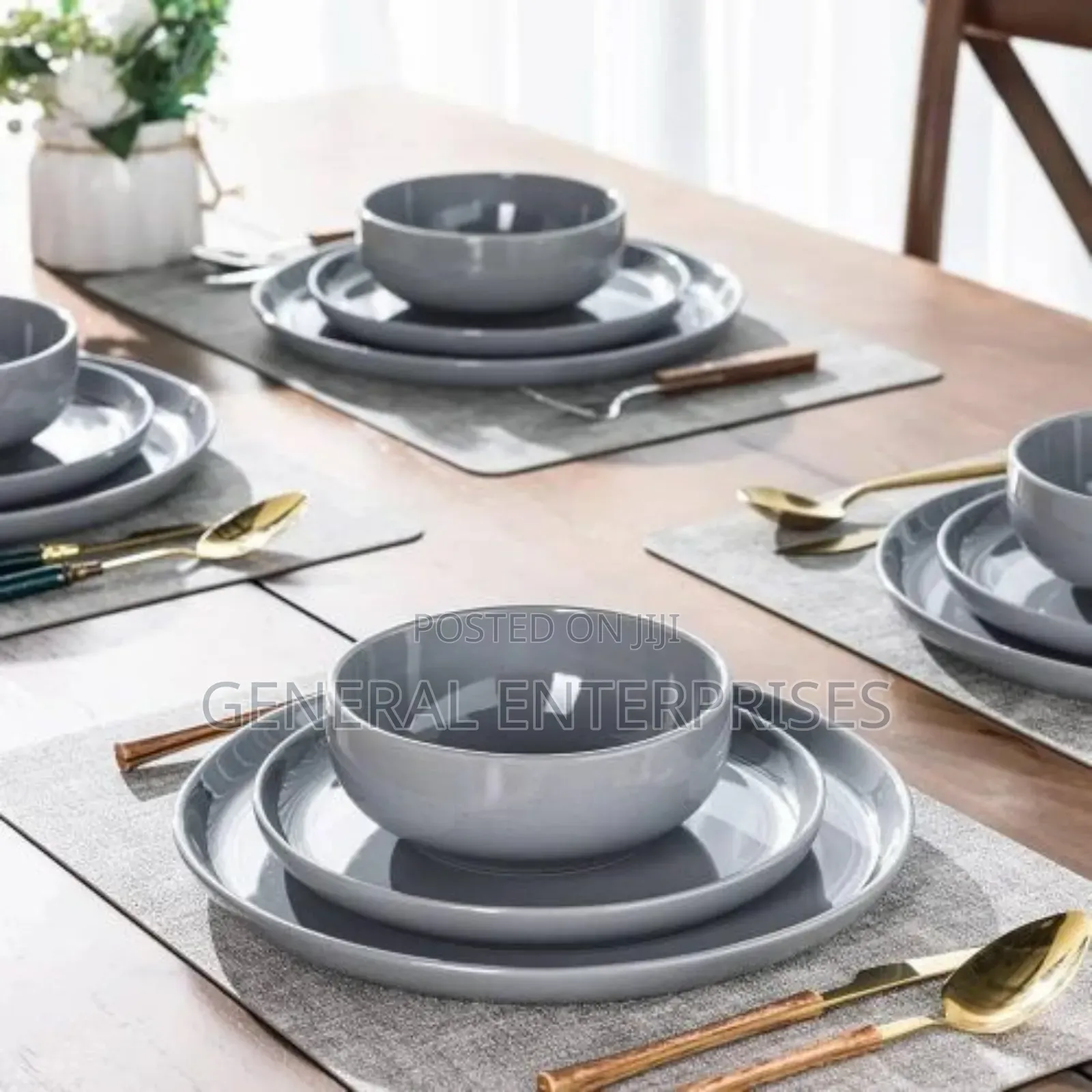 Dinnerware Set