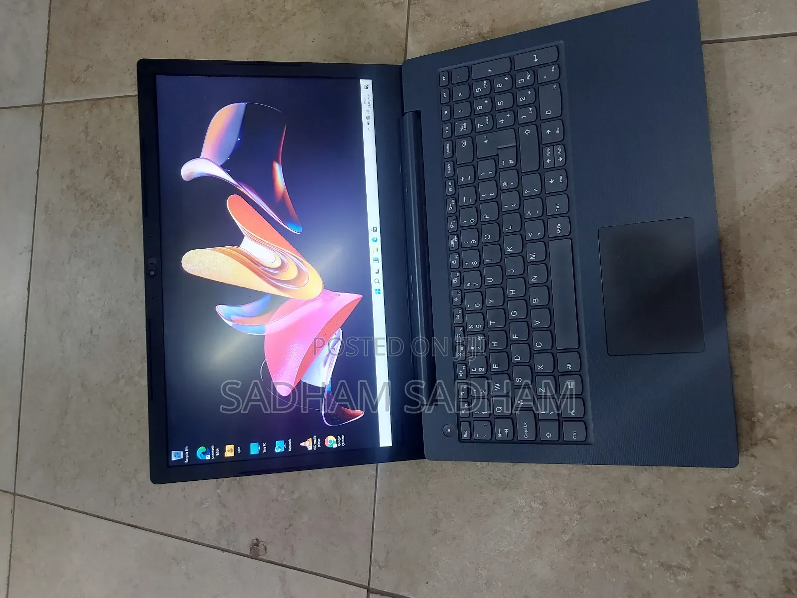 Laptop Lenovo V130 8GB Intel Core I5 SSD 256GB