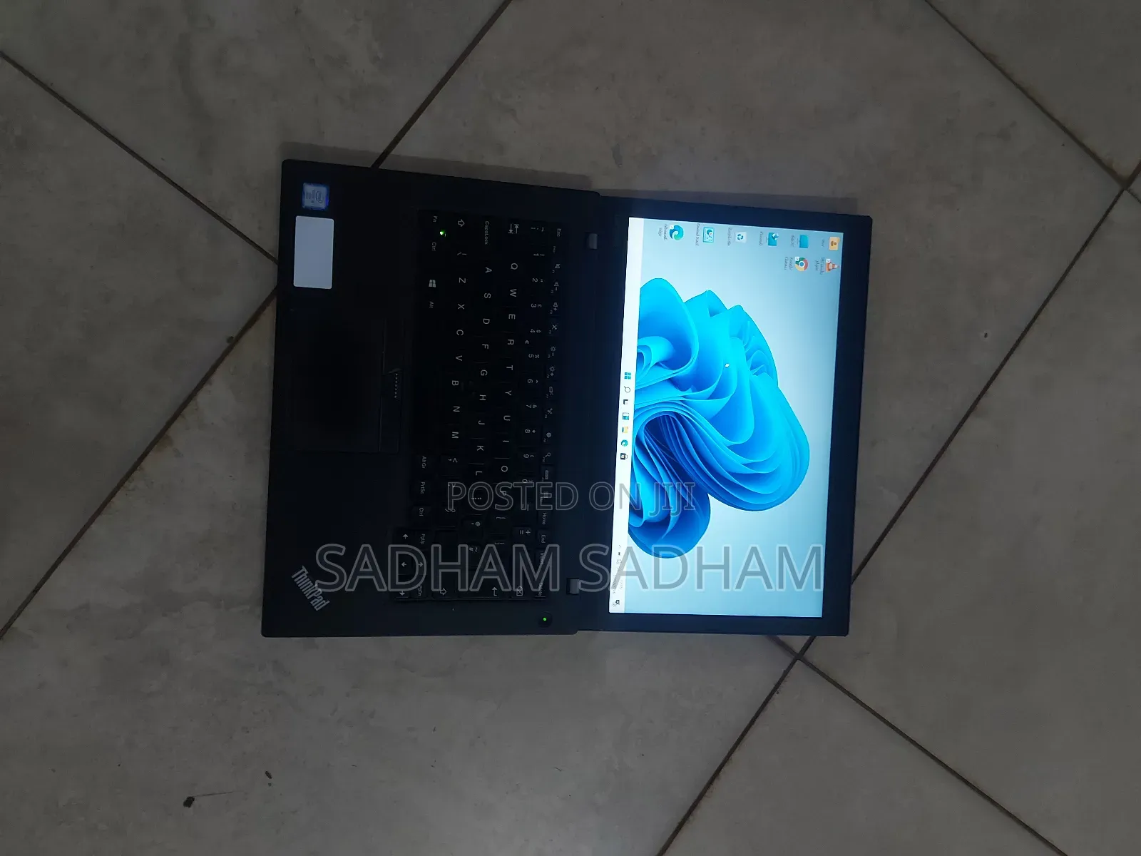Laptop Lenovo ThinkPad A21m 8GB Intel Core I5 SSD 256GB