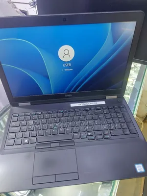 Laptop Dell Precision 3510 8GB Intel Core I5 SSHD (Hybrid) 512GB