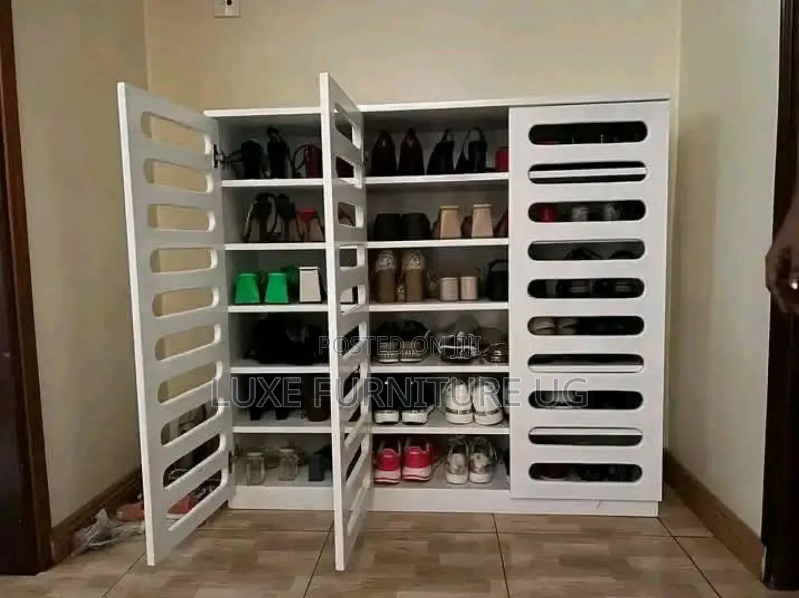 Shoe Rack/Shoe Shelves