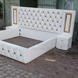 5x6 Geometric Bed in White Color