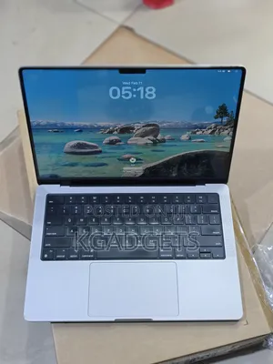 Laptop Apple MacBook Pro 2021 M1 16GB Apple M1 Pro SSD 512GB