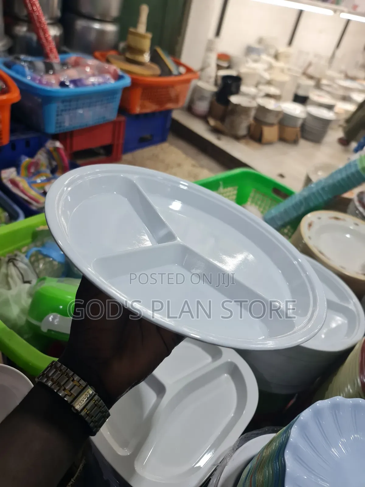 Round Melamine Partitioned Diner Plates