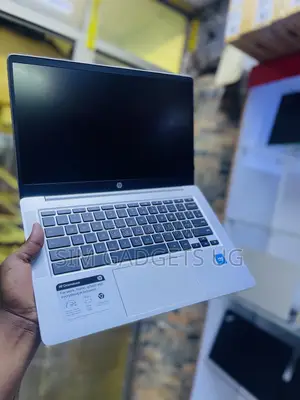 New Laptop HP Chromebook 14 8GB Intel Celeron SSD 128GB