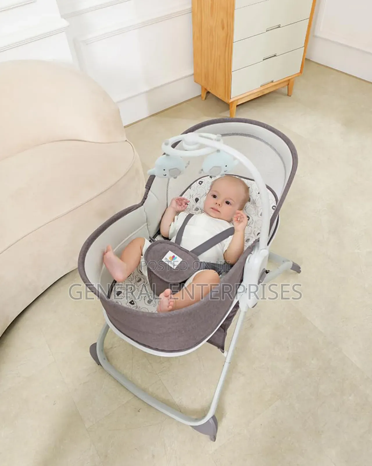 Mastela 6-in-1 Multi-Function Rocker and Bassinet.