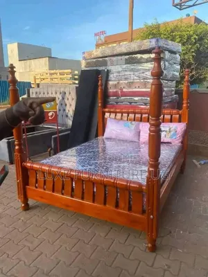 5by6 Bed in Natural Wood