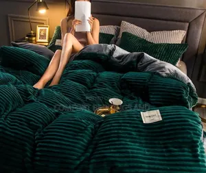 Coral Bedcover Forest Green