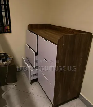 Drawer Chest/Storage Drawers