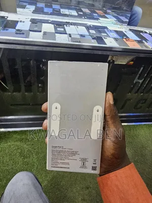 New Google Pixel 10 5G 128 GB Black