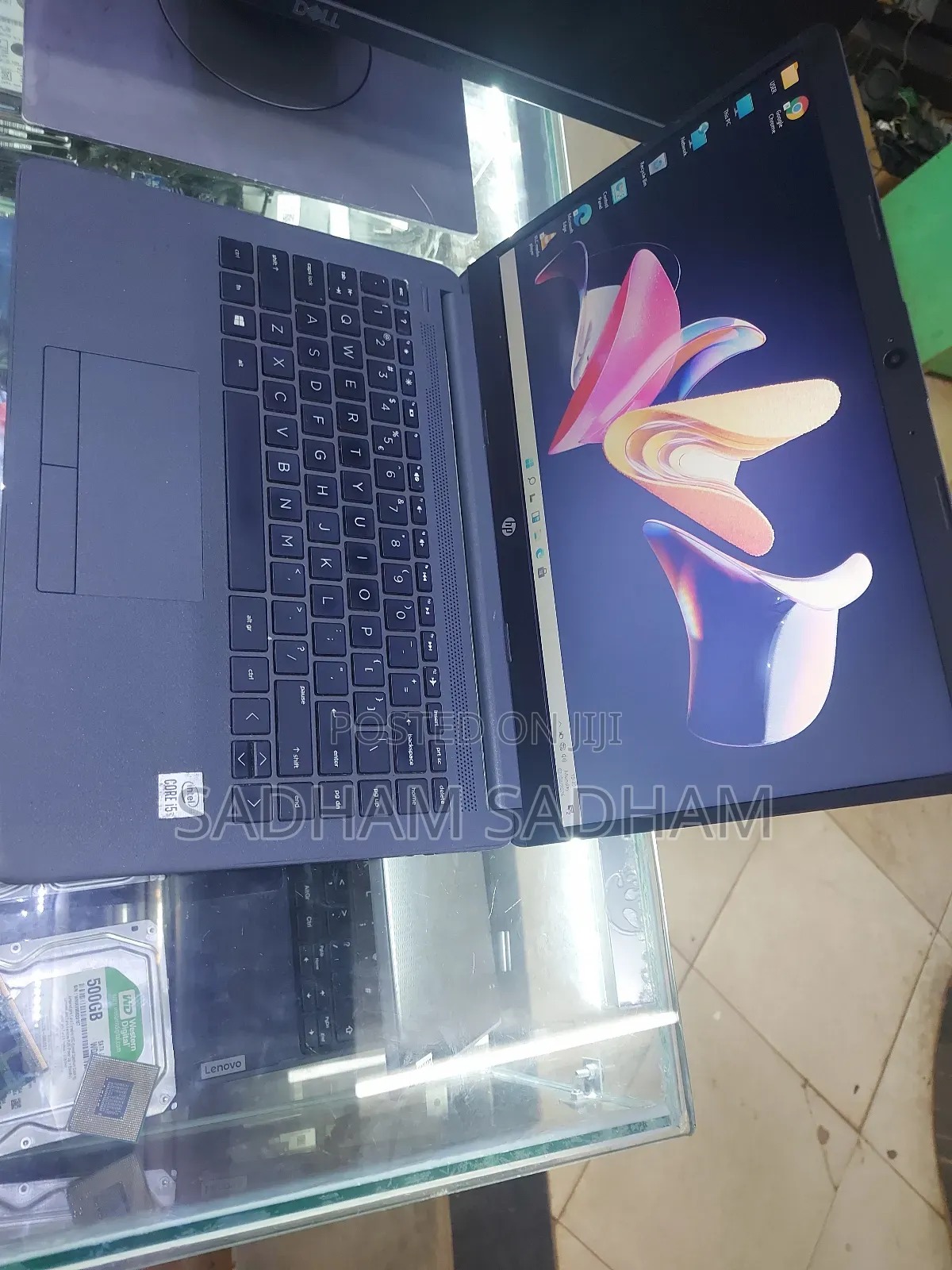 Laptop HP 240 G8 8GB Intel Core I5 HDD+SSD 750GB