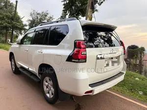 Please Prado TXL Available for Rental