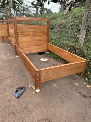 Air BNB Mahogany Beds