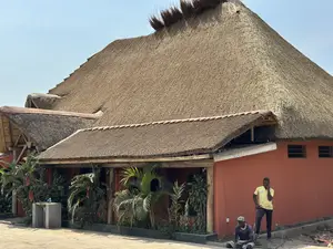 Thatched Safari House Construction