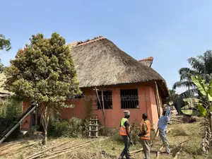 Thatched Safari House Construction