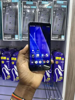 Sharp Aquos Sense 3 SHV45 64 GB Black