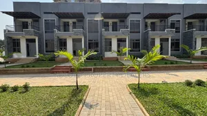 4bdrm Townhouse / Terrace in Bugolobi, Central Division for rent