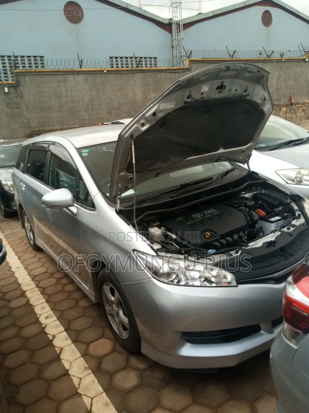 Toyota Wish 2014 Silver