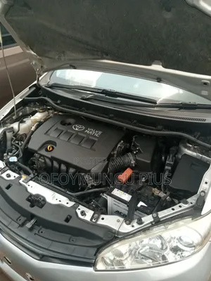 Toyota Wish 2014 Silver